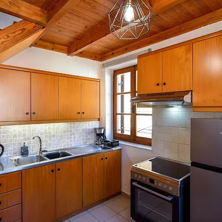 Old Town Loft With Sea View Roof Terrace And Private Parking Apartment Chania (Crete)