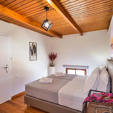 Old Town Loft With Sea View Roof Terrace And Private Parking * Chania (Crete)