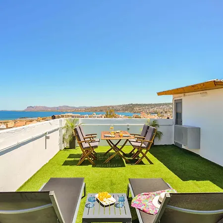 Apartment Old Town Loft With Sea View Roof Terrace And Private Parking
